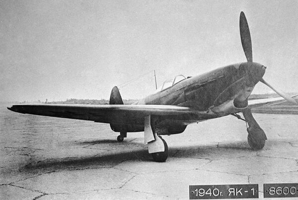 Máy bay chiến đấu Yak-1 - Sputnik Việt Nam