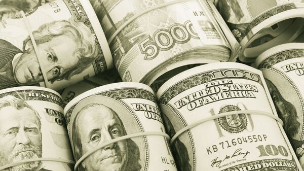 Tiền rúp và tiền đô la - Sputnik Việt Nam