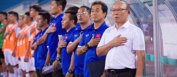 Huấn luyện viên trưởng đội tuyển Việt Nam, Ông Park Hang -Seo. - Sputnik Việt Nam