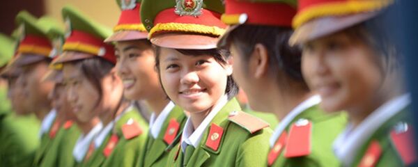 Nữ sinh Học viện CSND. - Sputnik Việt Nam