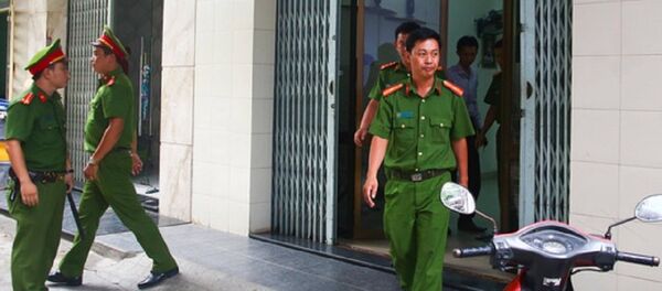 Khám xét nhà ông Nguyễn Công Lang, ngày 9-8 - Sputnik Việt Nam