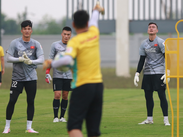 Văn Lâm, Văn Hoàng, Tiến Dũng - Sputnik Việt Nam