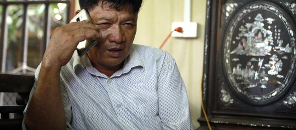 Ông Đoàn Văn Thạnh, cha của Hương Ông Đoàn Văn Thạnh, cha của Hương - Sputnik Việt Nam