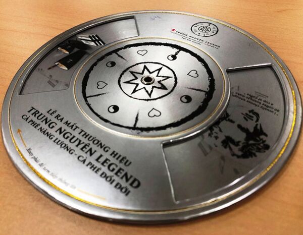 Thư mời cuộc họp báo ra mắt Trung Nguyên Legend tôi giữ mấy tháng nay, như một kỷ niệm về một doanh nhân nhiều ý tưởng, một người bạn mà tôi thực sự trân quý - Sputnik Việt Nam