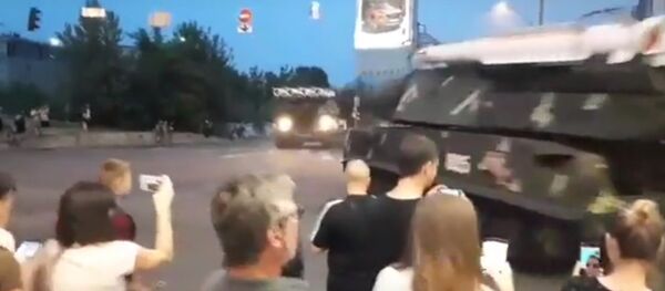 Vụ tên lửa Buk đâm vào tòa nhà ở Kiev - Sputnik Việt Nam