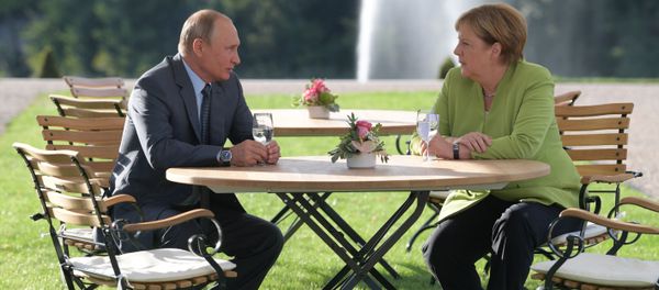 Cuộc gặp giữa Tổng thống Vladimir Putin và Thủ tướng Angela Merkel Cuộc gặp giữa Tổng thống Vladimir Putin và Thủ tướng Angela Merkel - Sputnik Việt Nam
