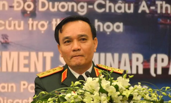 Thượng tướng Phạm Hồng Hương trong cuộc họp báo sau lễ khai mạc PAMS 42 Thượng tướng Phạm Hồng Hương trong cuộc họp báo sau lễ khai mạc PAMS 42 - Sputnik Việt Nam