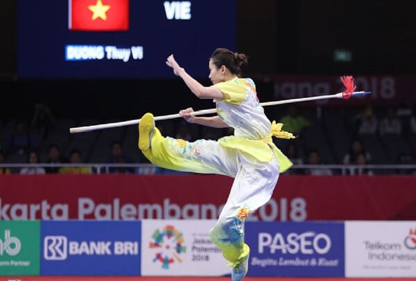 Dương Thúy Vi - Sputnik Việt Nam