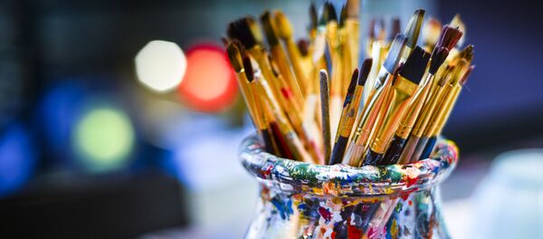 Hộp đựng bút vẽ - Sputnik Việt Nam