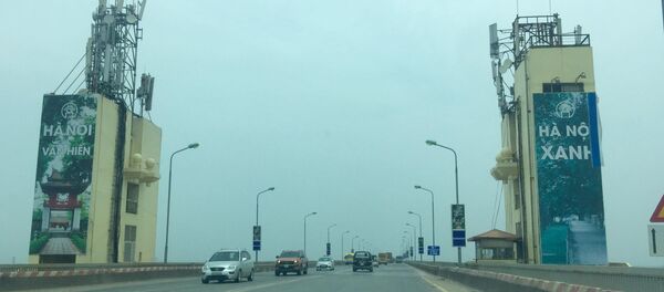 Cầu Thăng Long đang bị xuống cấp - Sputnik Việt Nam