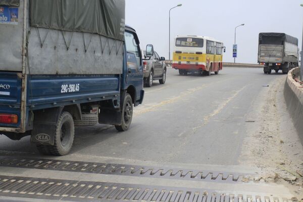 Tổng cục ĐBVN đề xuất 3 phương án sửa chữa cầu Thăng Long.  - Sputnik Việt Nam