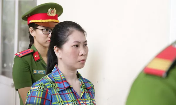 Bị cáo Hàng Thị Hồng Diễm.