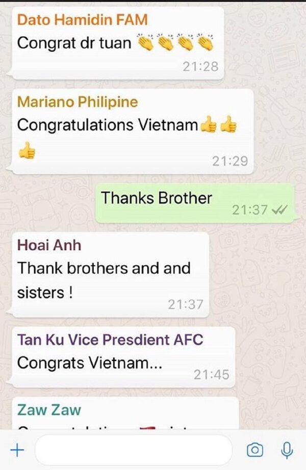 Tin nhắn chúc mừng của Phó chủ tịch AFC tới Phó chủ tịch VFF Trần Quốc Tuấn sau chiến công của Olympic Việt Nam. - Sputnik Việt Nam