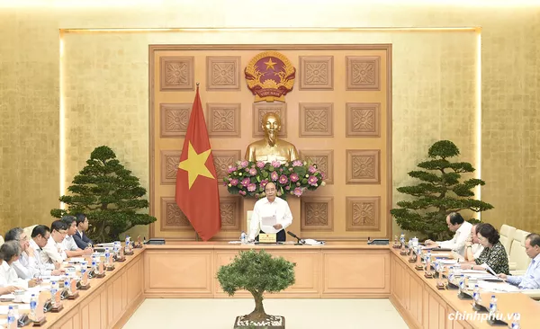 Thủ tướng làm việc với Tổ tư vấn kinh tế. Thủ tướng làm việc với Tổ tư vấn kinh tế. - Sputnik Việt Nam