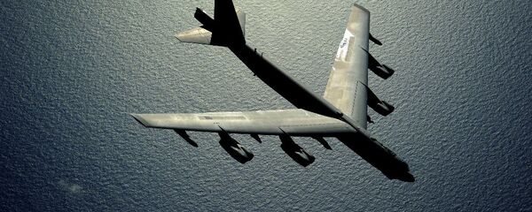 Máy bay ném bom B-52 Máy bay ném bom B-52 - Sputnik Việt Nam