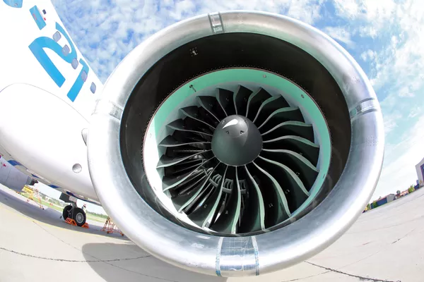 Chia sẻ của phi công thử nghiệm: MC-21 vững vàng cả khi bay trong điều kiện kịch tính Chia sẻ của phi công thử nghiệm: MC-21 vững vàng cả khi bay trong điều kiện kịch tính - Sputnik Việt Nam