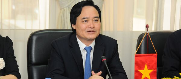 Bộ trưởng Phùng Xuân Nhạ - Sputnik Việt Nam