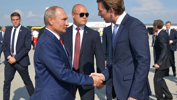 Tổng thống Nga Vladimir Putin và Thủ tướng Áo Sebastian Kurz - Sputnik Việt Nam