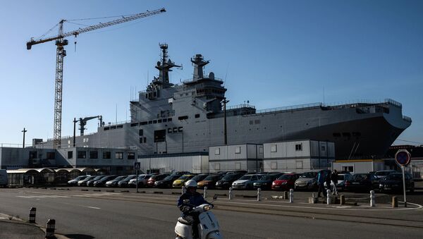 Tàu chở trực thăng Vladivostok loại Mistral - Sputnik Việt Nam