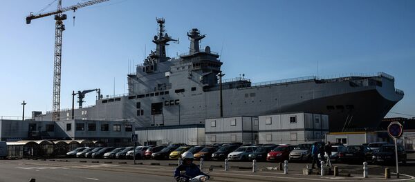 Tàu chở trực thăng Vladivostok loại Mistral - Sputnik Việt Nam