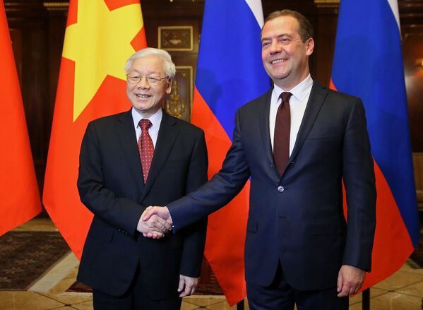 Ngày 5 tháng Chín năm 2018. Thủ tướng Dmitry Medvedev trong cuộc gặp gỡ với Tổng bí thư Đảng Cộng sản Việt Nam Nguyễn Phú Trọng. - Sputnik Việt Nam