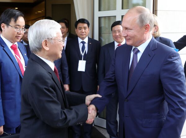 Quan hệ Nga-Việt: Anh em thủy chung, đối tác chiến lược toàn diện vì hòa bình Quan hệ Nga-Việt: Anh em thủy chung, đối tác chiến lược toàn diện vì hòa bình - Sputnik Việt Nam