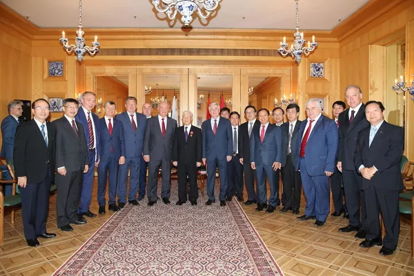 Tổng Bí thư Nguyễn Phú Trọng tiếp Chủ tịch Đảng Cộng sản Liên bang Nga Gennady Zyuganov Tổng Bí thư Nguyễn Phú Trọng tiếp Chủ tịch Đảng Cộng sản Liên bang Nga Gennady Zyuganov - Sputnik Việt Nam