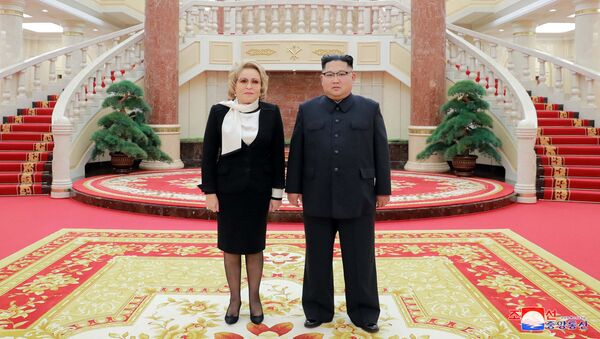 Lãnh đạo CHDCND Triều Tiên Kim Jong-un gặp Chủ tịch Hội đồng Liên bang Nga Valentina Matvienko - Sputnik Việt Nam