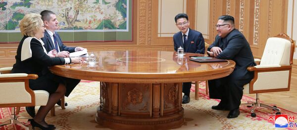 Lãnh đạo CHDCND Triều Tiên Kim Jong-un gặp Chủ tịch Hội đồng Liên bang Nga Valentina Matvienko - Sputnik Việt Nam