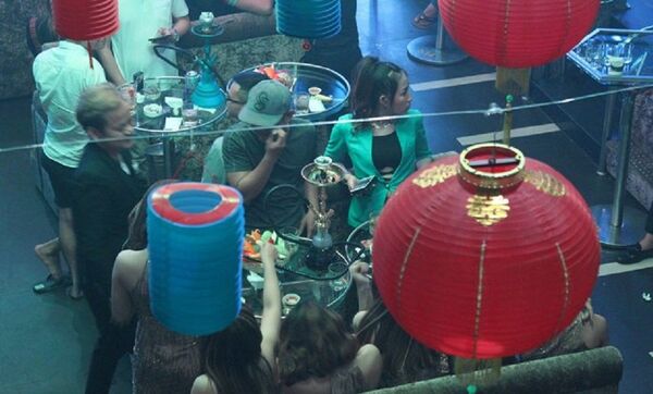 20 người trong quán bar bị dương tính với ma tuý. - Sputnik Việt Nam