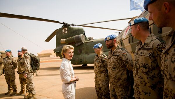 Bộ trưởng Quốc phòng Đức Ursula von der Leyen tại Mali - Sputnik Việt Nam