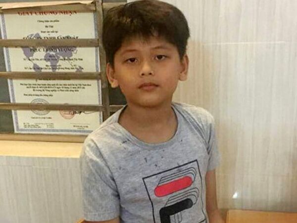 Hình ảnh của Toàn trên Facebook của cô chủ nhiệm. Hình ảnh của Toàn trên Facebook của cô chủ nhiệm. - Sputnik Việt Nam