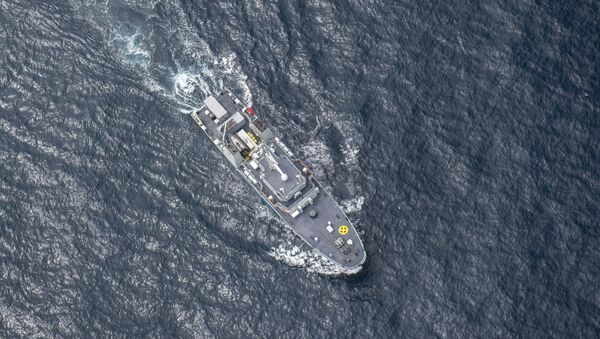 Tàu hộ vệ Hoàng gia Canada HMCS Yellowknife (MM 706). - Sputnik Việt Nam