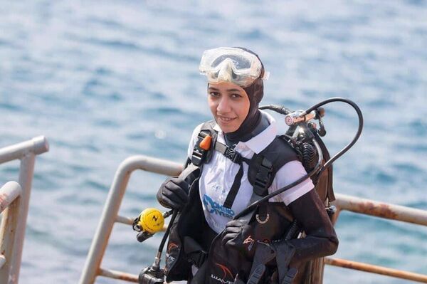 Người phụ nữ Ảrập Xêút lặn biển đã ghi danh mình vào Sách Kỷ lục Guinness - Sputnik Việt Nam