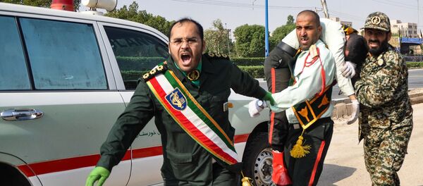 Khủng bố tấn công cuộc diễu binh ở Iran Khủng bố tấn công cuộc diễu binh ở Iran - Sputnik Việt Nam