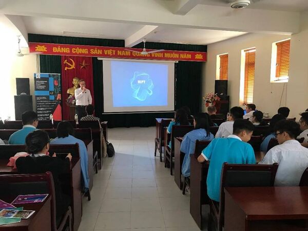 Trung tâm Khoa học và Văn hóa Nga tại Hà Nội đã kết thúc giai đoạn thứ mười của dự án Các trường Đại học Nga Trung tâm Khoa học và Văn hóa Nga tại Hà Nội đã kết thúc giai đoạn thứ mười của dự án Các trường Đại học Nga - Sputnik Việt Nam