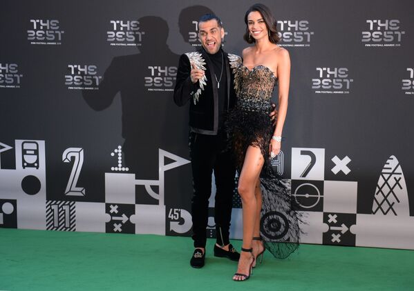 Cầu thủ Dani Alves trước nghi lễ trao giải The Best FIFA Football Awards 2018 - Sputnik Việt Nam