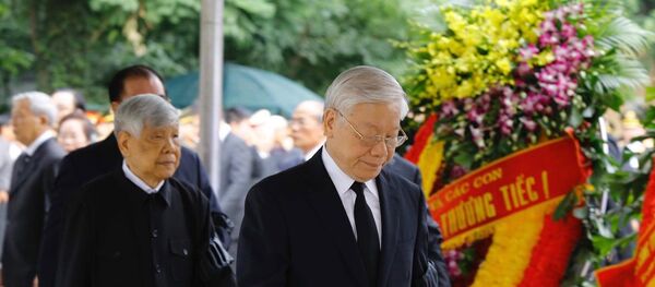 Đoàn Ban Chấp hành Trung ương Đảng do Tổng Bí thư Nguyễn Phú Trọng dẫn đầu vào viếng đồng chí Trần Đại Quang. Đoàn Ban Chấp hành Trung ương Đảng do Tổng Bí thư Nguyễn Phú Trọng dẫn đầu vào viếng đồng chí Trần Đại Quang. - Sputnik Việt Nam