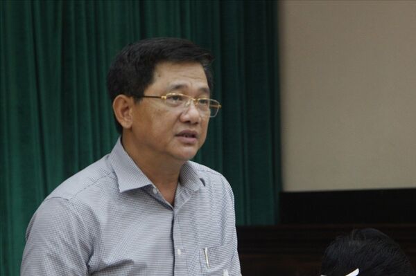 Ông Phạm Xuân Tiến - Phó Giám đốc Sở Giáo dục đào tạo Hà Nội trả lời các vấn đề về Sữa học đường - Sputnik Việt Nam