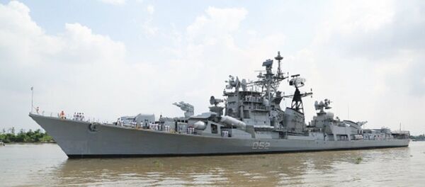 Tàu INS RANA của Hải quân Ấn Độ chuẩn bị cập cảng - Sputnik Việt Nam