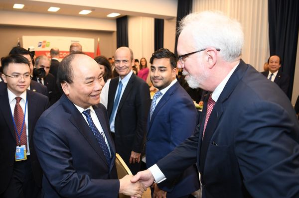 Thủ tướng tới dự buổi tọa đàm với các tập đoàn Hoa Kỳ.  - Sputnik Việt Nam