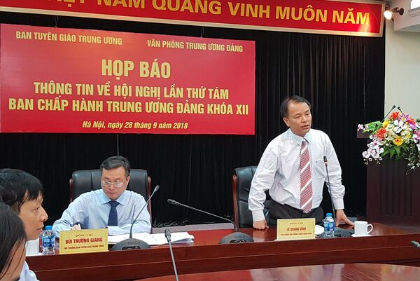 Sáng 28/9, Ban Tuyên giáo T.Ư tổ chức họp báo, thông tin về Hội nghị Trung ương 8, khoá XII Sáng 28/9, Ban Tuyên giáo T.Ư tổ chức họp báo, thông tin về Hội nghị Trung ương 8, khoá XII - Sputnik Việt Nam