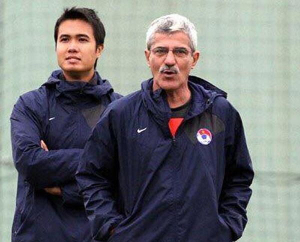 Phạm Trường Minh từng gắn bó với nhiều HLV ngoại như Calisto của đội tuyển Việt Nam - Sputnik Việt Nam