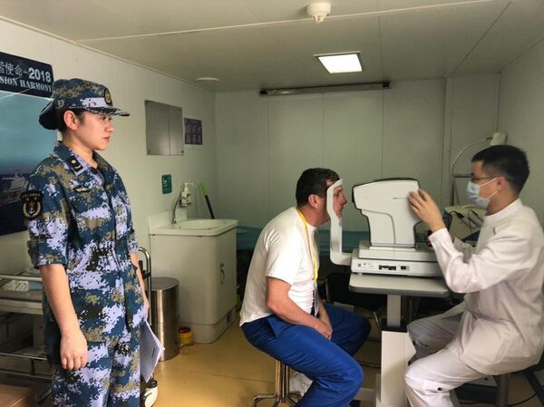 Tàu bệnh viện Trung Quốc “Peace Ark” (He Ping Fang Zhou) ở Venezuela - Sputnik Việt Nam