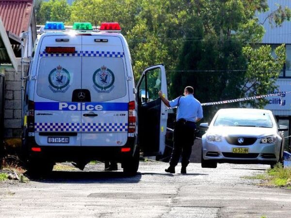 Cảnh sát lục soát nhà của tên Vinzent. - Sputnik Việt Nam