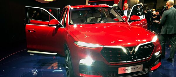 Xe Vinfast SUV tại Paris Auto Show - Sputnik Việt Nam