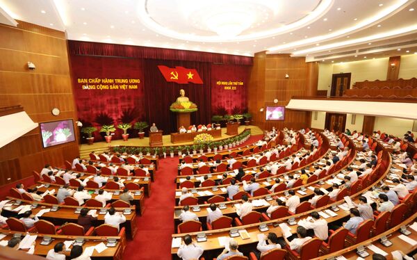 Hội nghị lần thứ tám Ban Chấp hành Trung ương Đảng: Phiên thảo luận về tình hình kinh tế - xã hội và ngân sách nhà nước - Sputnik Việt Nam