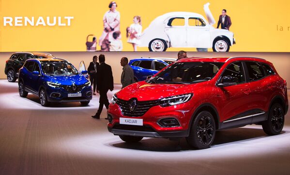 Giới thiệu các mẫu xe RENAULT KADJAR mới tại lễ khai mạc triển lãm ô tô quốc tế Paris Motor Show - Sputnik Việt Nam