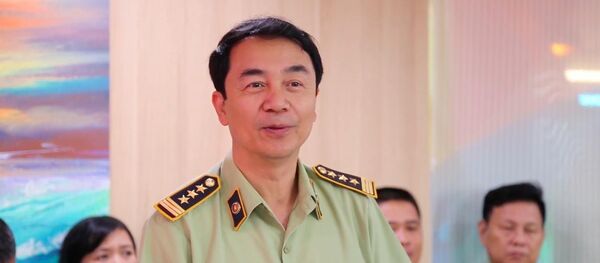 Ông Trần Hùng, Phó Cục trưởng cục Quản lý thị trường - Sputnik Việt Nam