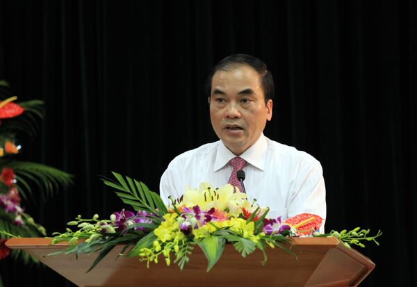 PGS, TS. Vũ Văn Phúc, Tổng Biên tập Tạp chí Cộng sản, Ủy viên Hội đồng Lý luận Trung ương  - Sputnik Việt Nam